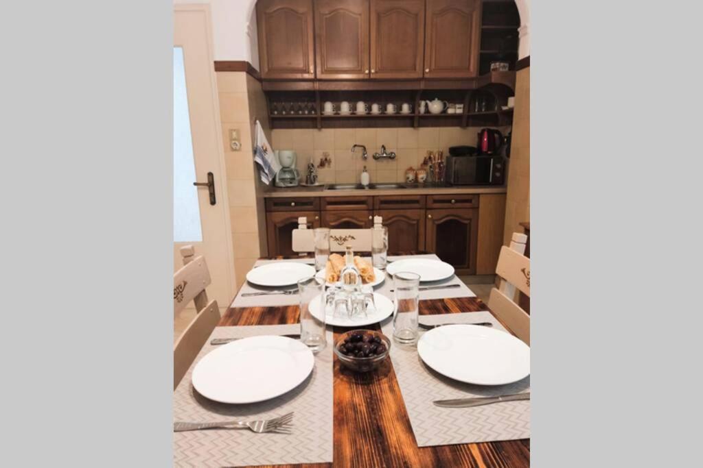 Apartment 95 M2, Center Of Sitia, Wifi, 350M Beach Exterior foto
